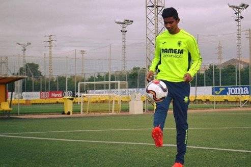 Injury forced Indian youngster Ashique Kuruniyan returns home from Villarreal