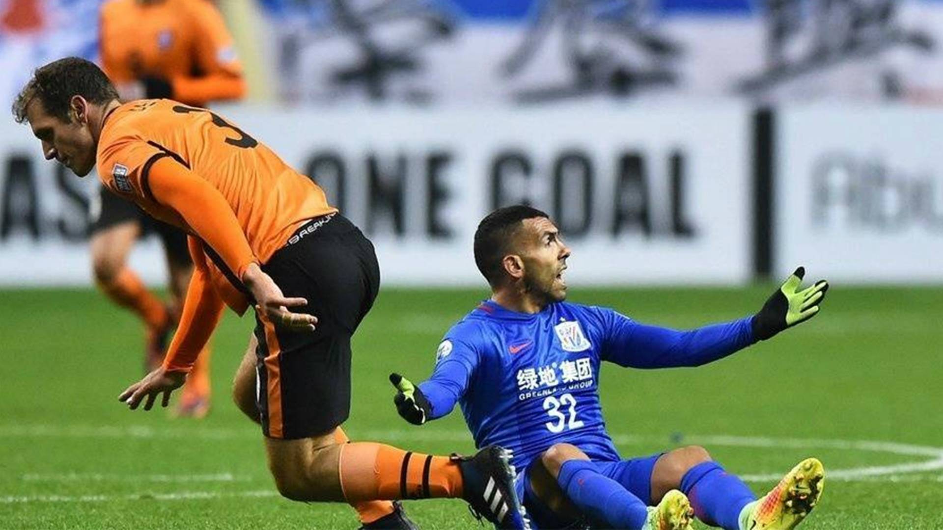 Brisbane Roar knock Shanghai Shenhua out of AFC Champions League