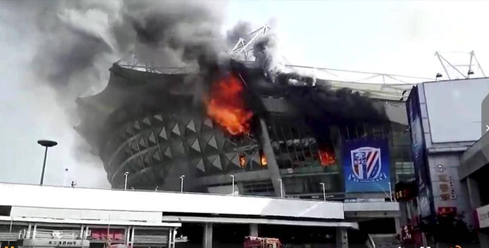 Massive fire breaks out at Shanghai Shenhua’s stadium