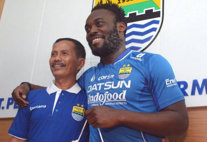 Michael Essien and Carlton Cole “facing jail sentence” for breaking Indonesian immigration law