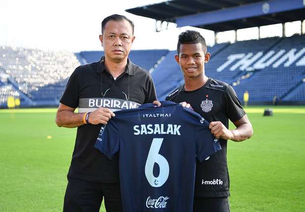 Buriram United signed Sasalak on loan from Bangkok United