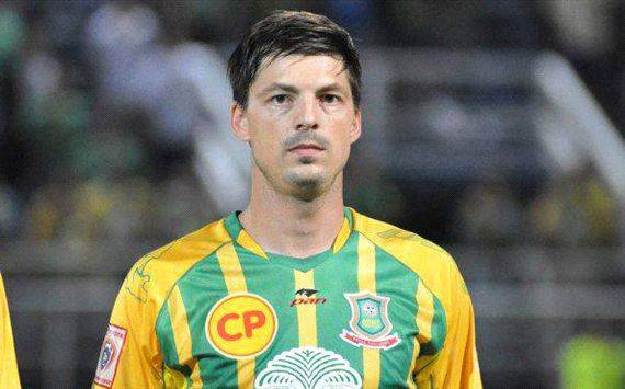 Sisaket FC sign veteran striker Bjorn Lindemann from Navy FC