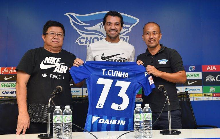 Chonburi FC sign former player Thiago Cunha