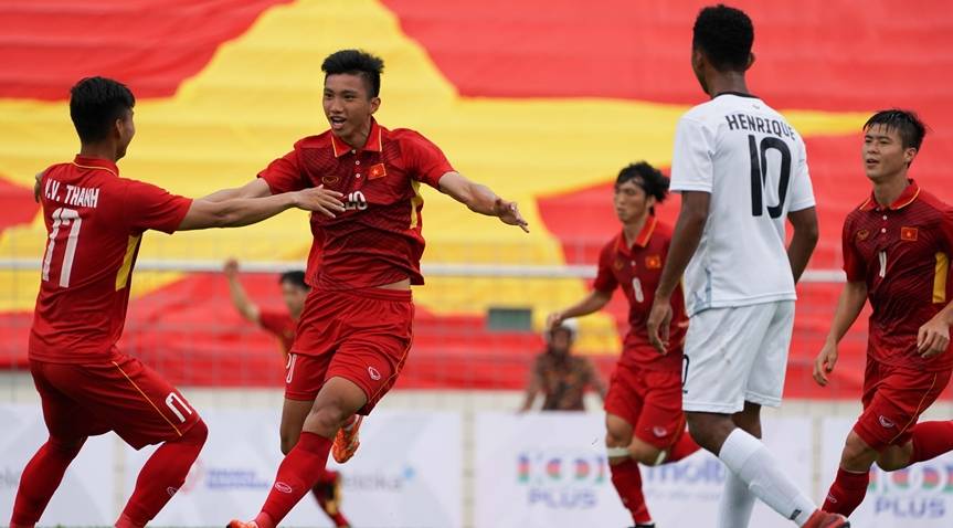 Nguyen Cong Phuong, Doan Van Hau give Vietnam U-22 dream start against Timor Leste