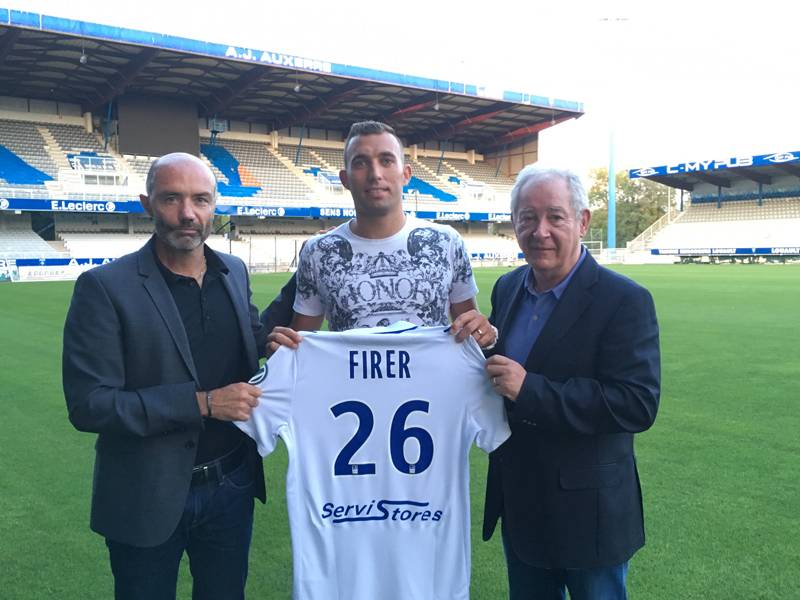 Former V-League striker Ivan Firer joins Ligue 2 side AJ Auxerre