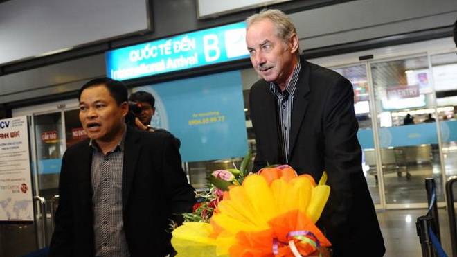 Alfred Riedl rejects three offers from Indonesian clubs