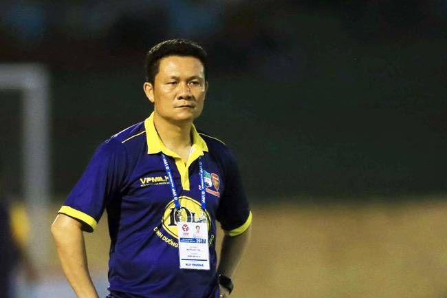 HAGL manager Nguyen Quoc Tuan resigns