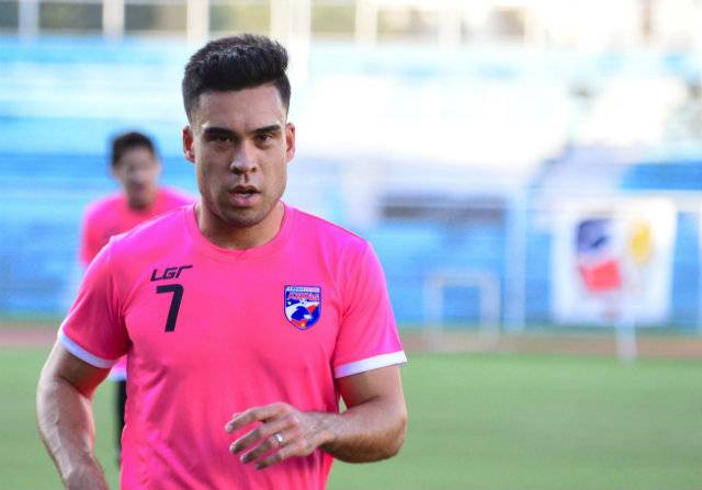 Philippines international Iain Ramsay set to join Felda United