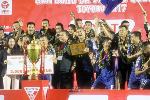 V.League winners Quang Nam FC could be denied entry to 2018 AFC Champions League