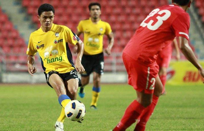 Former Thailand national striker Sarayuth Chaikamdee announces retirement