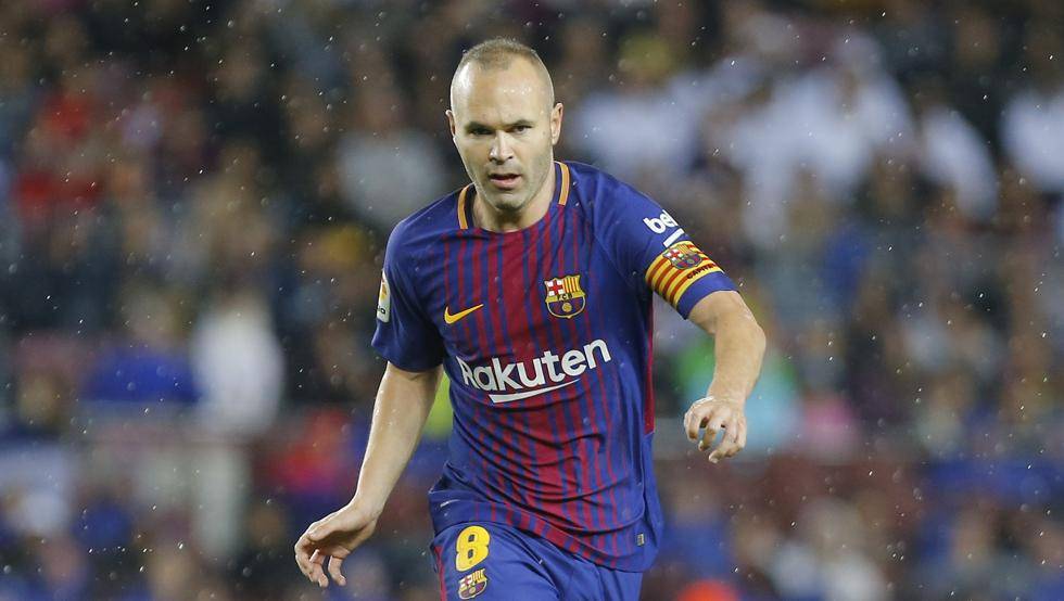 Barcelona captain Andres Iniesta rejects big money move to China