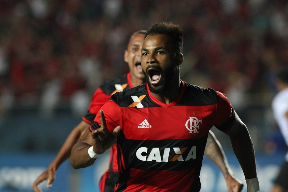 Chongqing Lifan set to sign Brazilian midfielder Fernandinho da Silva