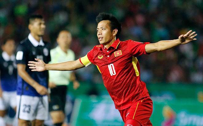 Vietnam national team captain Nguyen Van Quyet decides to stay at Hanoi FC