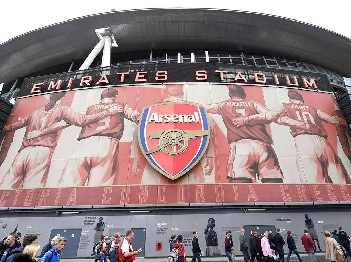 Emirates and Arsenal renew sponsorship deal