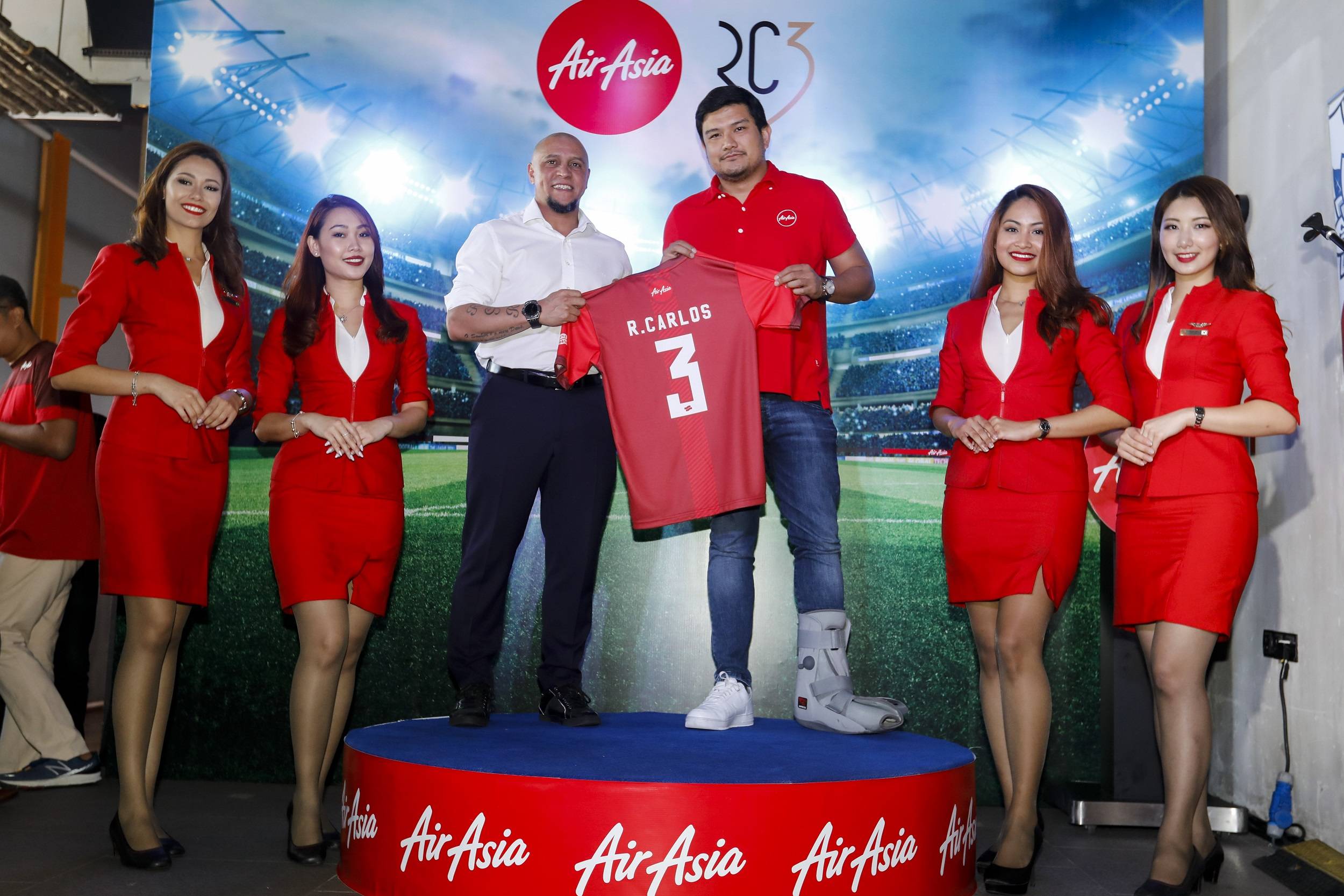 Roberto Carlos named AirAsia’s new Global Ambassador