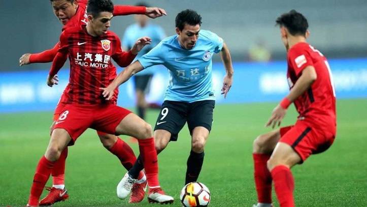 Dalian Yifang suffered an embarrassing 8-0 defeat by Shanghai SIPG