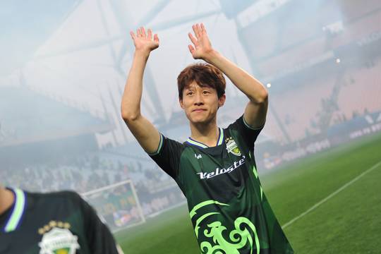 K League 1 Recap: 2017 K League MVP Lee Jae-sung shines again while foreign players prove themselves