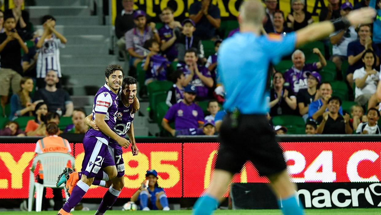 Perth Glory extend contracts with key trio
