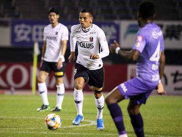 Urawa Earn Important Point in Hiroshima, Faces Tough Kashima Challenge