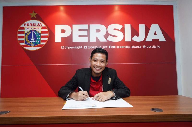 Persija Receives Dimas Reinforcement, Persib Accepts V.League Duo on