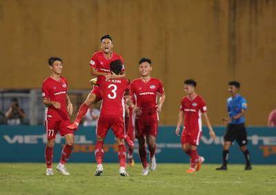 Minh Tuan’s Last-Gasp Heroics Condemn Men in Pink to First League Defeat