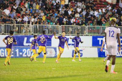 HAGL’s Invincible Home Record Goes Out of the Window as Hanoi Romp to Victory