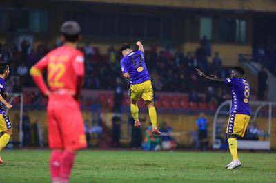 VL1 Title Race Down to Two as Sai Gon, Quang Ninh Lose Ground