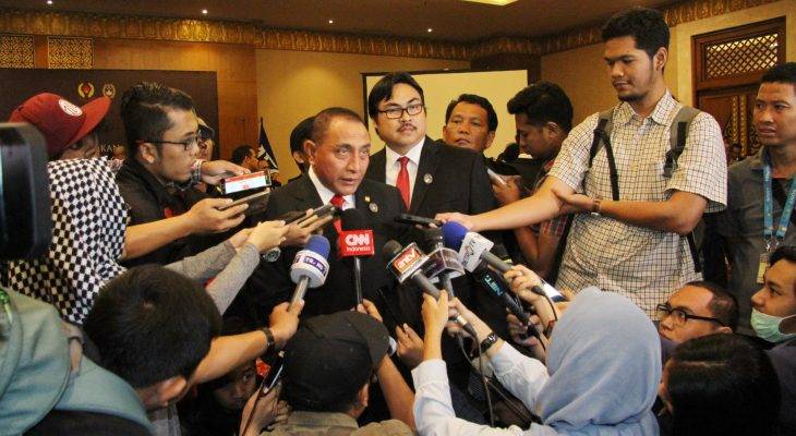 Mari Pura-Pura Terkejut dengan Mundurnya Liga di Indonesia