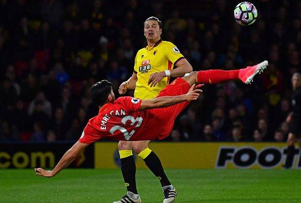 Gol Salto Wayne Rooney dan Emre Can, Mana Lebih Baik?