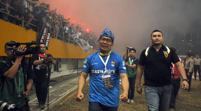 Pemimpin Daerah dan Sepak Bola.