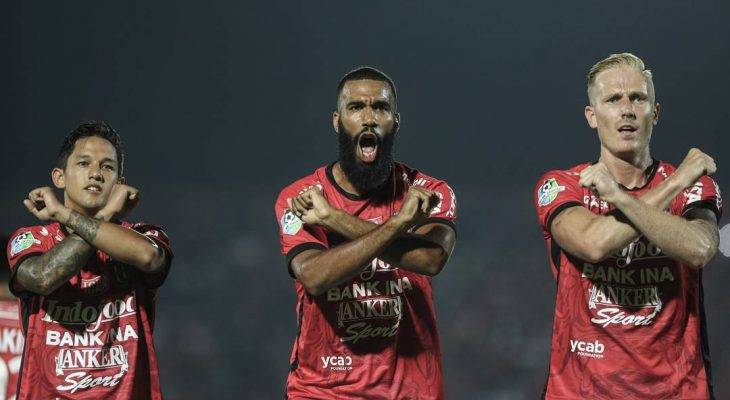 Akankah Sylvano Comvalius Mencatatkan Rekor di Sepak Bola Indonesia?
