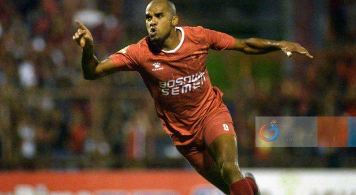 Plus dan Minus PSM Makassar Mendepak Reinaldo