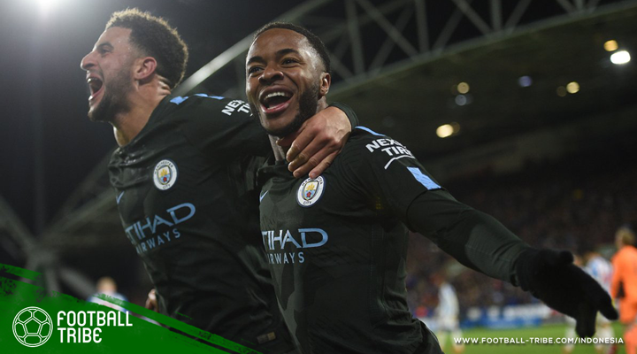 Sterling Gemilang, Manchester City Atasi Huddersfield Town