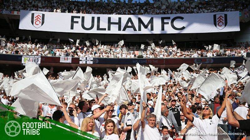 merayakan keberhasilan Fulham
