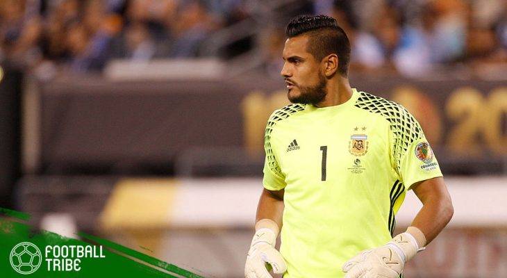 Istri Sergio Romero Sebut Cedera Suaminya Tak Parah dan FA Argentina Bohong