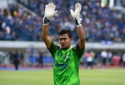 Deden Natshir yang Semakin Matang di Bawah Gawang Persib