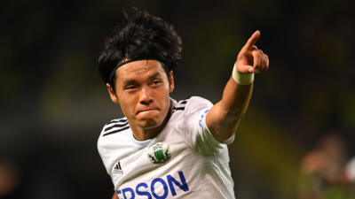 湘南・松本・大宮等に在籍。岩上祐三が2か月で豪州クラブ電撃退団！J復帰か