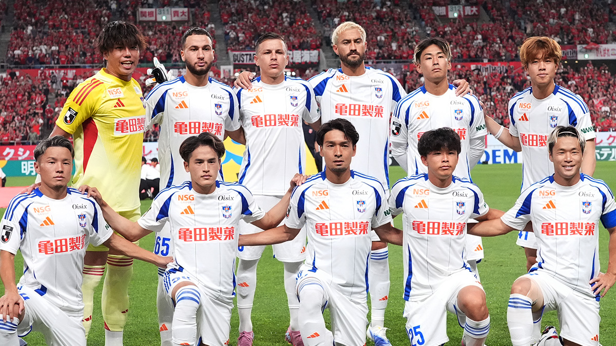 25シリアル入りアルビレックス新潟Topps2025Jリーグキャプテン翼 Topps