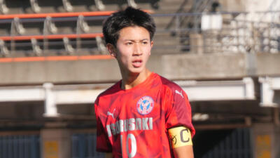 右手首骨折でもピッチへ。大分鶴崎・河野主将が背負った覚悟【高校サッカー選手権】