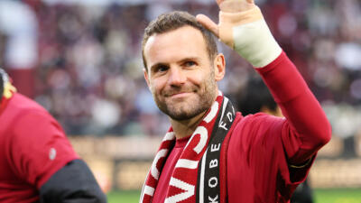 元神戸のフアン・マタ、ワンマンショーにより、大きな注目を集める