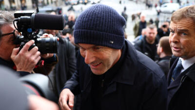 ジネディーヌ・ジダンが、遂に現場復帰か、フランス代表新監督に就任寸前と報道！