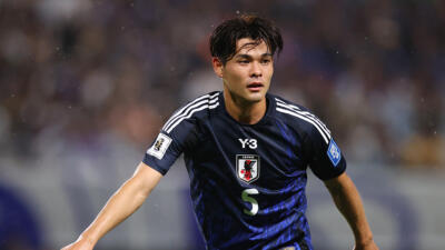 マインツ佐野海舟に指摘！日本代表OBが「まだまだ」と思う課題とは？