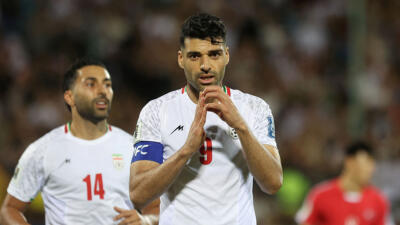 浦和レッズ中島翔哉の元同僚。イラン代表タレミ「武器を取り戦う」退団・帰国容認要求！