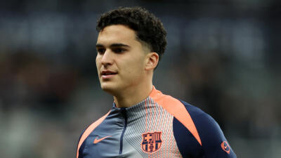 バルセロナ、育成組織の逸材がデビューする可能性！「守備陣の問題により…」