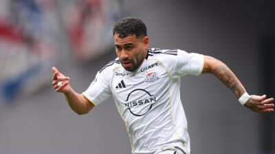 横浜FMから公式発表なし！アラウージョに異変？トーマス・デンが異例行動も…