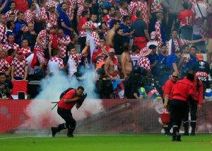Zdravko Mamić Motif Utama Penyokong Croatia Membaling “Flare” Ke Dalam Padang?