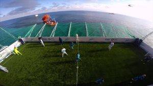 FC Zenit Saint Petersburg Bermain Bola 5 Sebelah Diatas Pelantar Minyak Lautan Artik