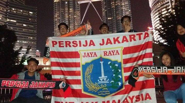 Jakmania: Barisan penyokong Persija Jakarta sudah bersedia untuk menggegarkan Larkin