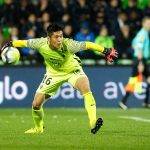 Tatkala saingan Ligue 1 hampir ke penghujung, Eiji Kawashima hadapi cabaran besar di Perancis