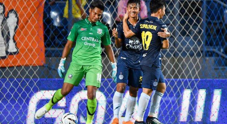 Pemain berusia 15 tahun pecah rekod sebagai penjaring termuda liga Thailand